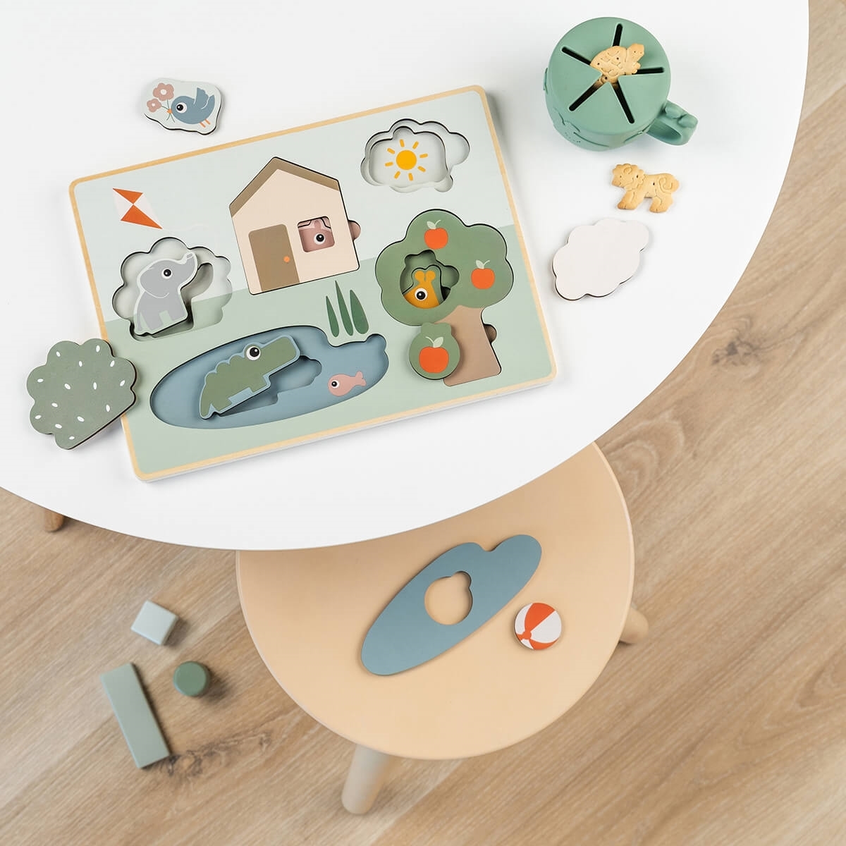 Done by Deer Silikonowa Podkładka Na Stół Krokodyl Croco Powder b81489994cbe44e5966b21590f0ebe56