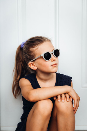 Beaba Okulary przeciwsłoneczne dla dzieci 4-6 lat Sunny - Velvet grey