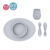 EZPZ Komplet pierwszych naczyń silikonowych First Foods Set pastelowa szarość + kubeczek Tiny Cup pastelowa szarość GRATIS
