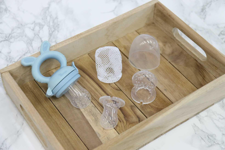 Bo Jungle Smoczek do owoców 4w1 silikonowy podajnik Buny