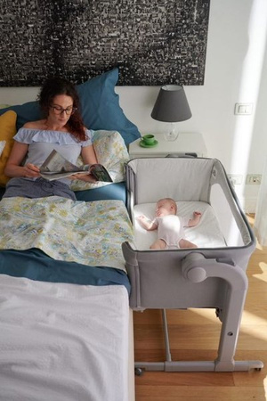 Chicco Next2Me Magic New 2023 Łóżeczko Dostawne Dla Dzieci Cool Grey