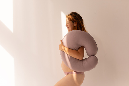 Puuki Poduszka do karmienia Lawenda