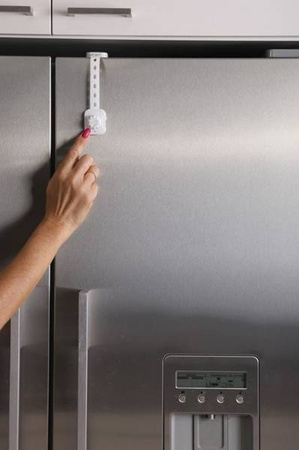 DreamBaby Wielofunkcyjne Zabezpieczenie Twist 'n Lock Do Szafek, Lodówek, Toalety