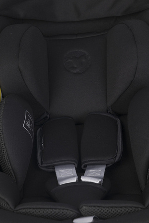 Colibro Petit Pro Fotelik Samochodowy 0-13 kg Onyx