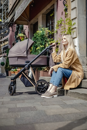 Roan Ivi 2.0 Vintage Wózek Głęboko-Spacerowy Marzipan
