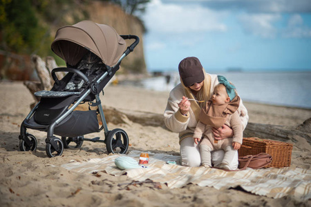 [OUTLET] Espiro Wave 2024 Wózek Spacerowy 310 Deep Night