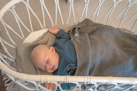 Lodger Kocyk niemowlęcy dziergany bawełniany 80x100 grafitowy Tribe Basic Donkey