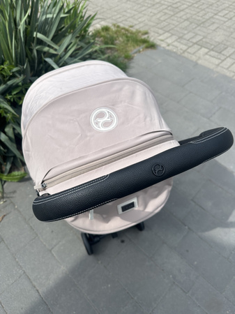[OUTLET] Cybex Coya Wózek Spacerowy Rama Matt Black Cozy Beige