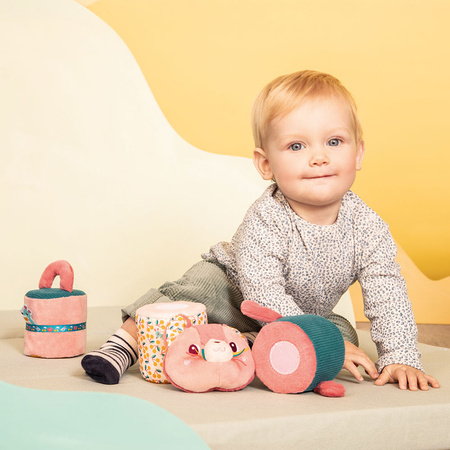 Lilliputiens Wałek dźwiękowy 4-elementowy Kotka Jeanne 6 m+