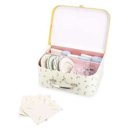 Janod Zestaw piknikowy w walizce z akcesoriami 24 el. Shiny Grandma 3+