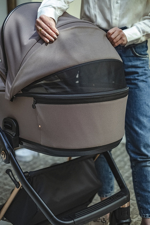 Roan Ivi 2.0 Vintage Wózek Głęboko-Spacerowy Lobster + Cybex Aton B2 i-Size Fotelik Samochodowy 0-13kg + Baza One Volcano Black