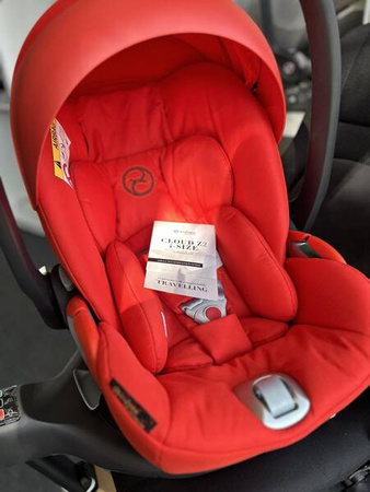 [OUTLET] Cybex Cloud Z2 i-Size Fotelik Samochodowy 0-13 kg + Baza T Autumn Gold