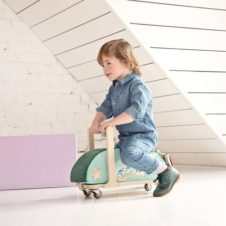 LILLIPUTIENS Drewniany jeździk 2 w 1 z miękkim siedziskiem i torebką Smok Joe 12 m+