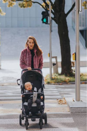 4Baby Moody XXII Wózek Spacerowy 2023 Light Grey
