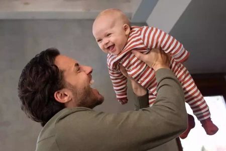 Avent Natural 3 Butelka Responsywna z Nakładką Antykolkową AirFree 1m+ 240ml 