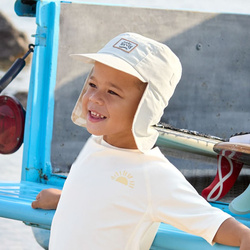 Lassig Czapka z filtrem UV80 z daszkiem i osłoną karku Splash & Fun Krata vanilla/sea salt, rozm. 52/53