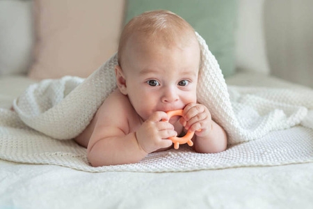 GiliGums Gryzak Kurczak Brzoskwiniowy