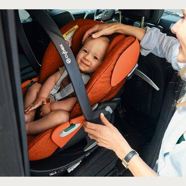 [OUTLET] Cybex Cloud Z2 i-Size Fotelik Samochodowy 0-13 kg Plus Deep Black