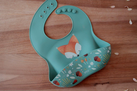 Sassi Śliniak silikonowy z kieszonką Lisek 