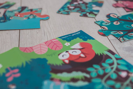 Janod Świecące puzzle z mini-lampką UV Las 24 elementy 3+