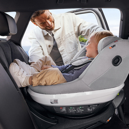 BeSafe Beyond Fotelik Samochodowy 9-22 kg + Baza Czarny Cab