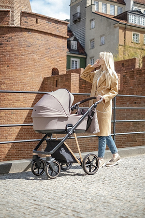 Roan Ivi 2.0 Vintage Wózek Głęboko-Spacerowy Lobster + Cybex Aton B2 i-Size Fotelik Samochodowy 0-13kg + Baza One Volcano Black