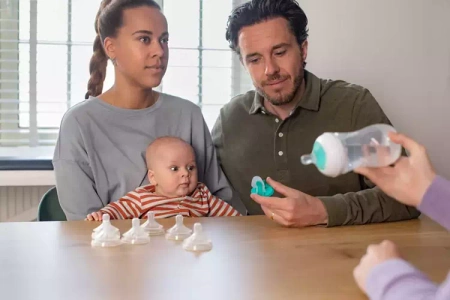 Avent Natural 3 Butelka Responsywna z Nakładką Antykolkową AirFree 1m+ 240ml 