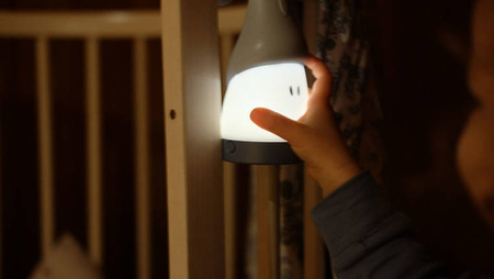 USZKODZONE OPAKOWANIE BEABA Lampka nocna LED przenośna z latarką Pixie 90h świecenia Blue