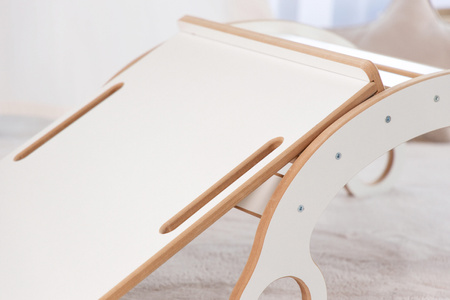 GUGI Bujak Montessori M Drewniany + Zjeżdżalnia + Ścianka + Poduszka Welurowa Różowa