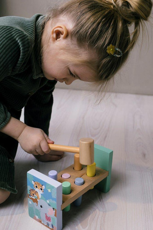 Joueco The Wildies Famil Drewniana przebijanka z młotkiem