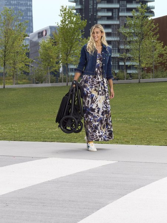 Chicco Multiride Wózek Spacerowy  Jet Black