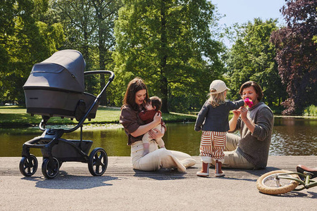 Easywalker Harvey 5 Premium Gondola Do Wózka z Osłonką Przeciwdeszczową Mineral Grey