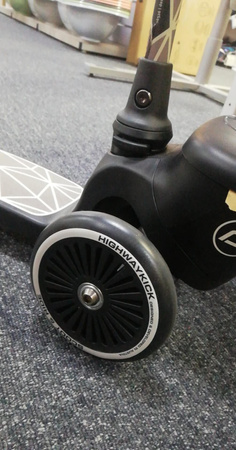 [OUTLET] Scootandride Highwaykick 2 Lifestyle Hulajnoga Trójkołowa Balansowa z Zamykanym Schowkiem 2+ Brown Lines