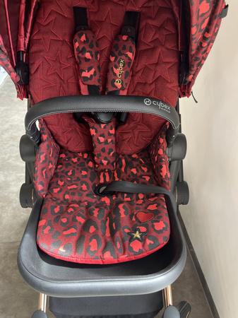[OUTLET] Cybex Priam 4.0 Wózek Głęboko-Spacerowy Rosenrot Red by Alec Voelkel
