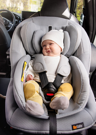 BeSafe Stretch B I-Size Fotelik Samochodowy 0-36 kg Antracyt Mesh