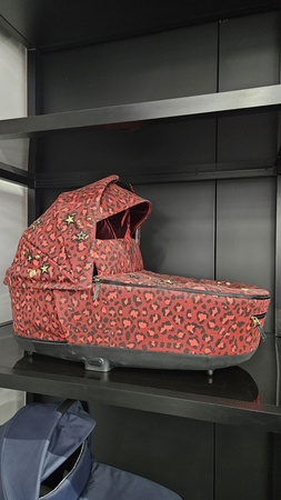 [OUTLET] Cybex Priam 4.0 Gondola Do Wózka Rosenrot Red by Alec Voelkel