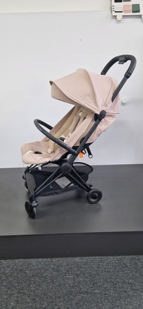 [OUTLET] Cybex Coya Wózek Spacerowy Rama Matt Black Cozy Beige