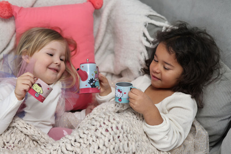 Micki Hello Kitty Zestaw Do Serwowania Herbaty 