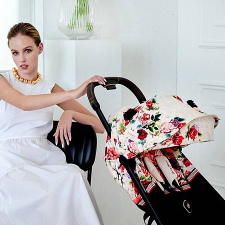 [OUTLET] Cybex Coya Wózek Spacerowy Spring Blossom Light 2023