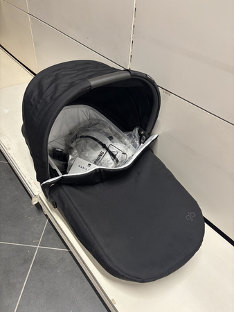 [OUTLET] Cybex GB Maris 2 Gondola Cot  Black