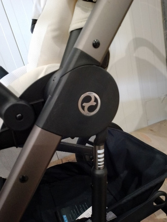 [OUTLET] Cybex Balios S Lux Wózek Spacerowy Seashell Beige Rama Taupe