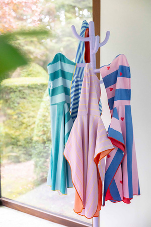 QUUT Dwustronne poncho kąpielowe dla dzieci Cherry Red