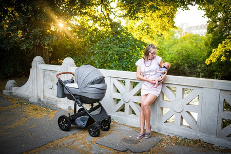 Kinderkraft Prime Wózek Głęboko-Spacerowy 3w1 + Mommy Bag Grey