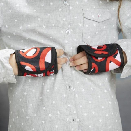 Hasbro Gra Trzymaj Kciuki