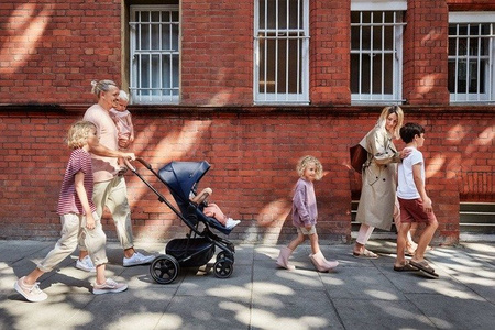 Easywalker Harvey 2  Premium Wózek Spacerowy  Sapphire Blue  (zawiera stelaż, siedzisko z budką, pałąk, folię przeciwdesz. i adapter wysokości) Sapphire Blue