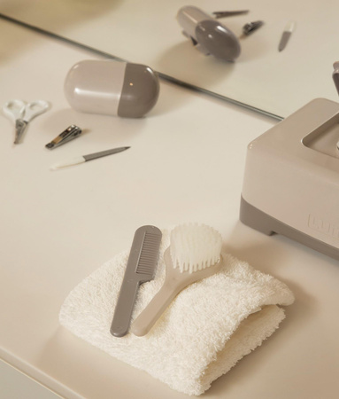 Luma Zestaw Kąpielowy 8 Elementów Wanienka i Akcesoria Almond