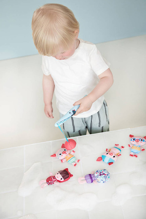 LILLIPUTIENS Zestaw do wędkowania w kąpieli Wilk Louis 12 m+