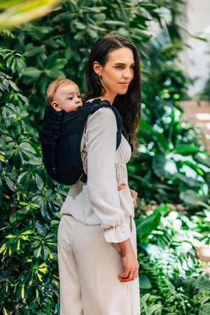 LennyLamb Nosidło Klamrowe Onbuhimo Pro Z Tkaniny Żakardowej (59% Bawełna, 41% Wełna Merino), Rozmiar Standard - Pawi Ogon - Pitch Black