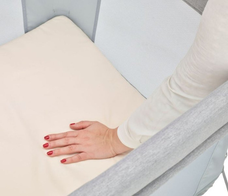 Maxi-Cosi Kompaktowe Łóżeczko Podróżne Iris 2w1  Essential Grey