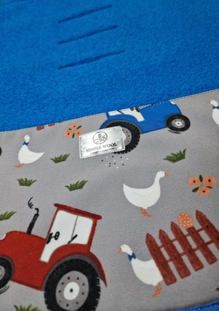 Simple Wool Medium Merry+ Wkładka Termoaktywna Antypotowa Do Wózka Niebieskie Traktory